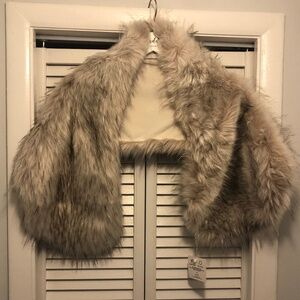 Faux Fur Beige Shoulder Wrap